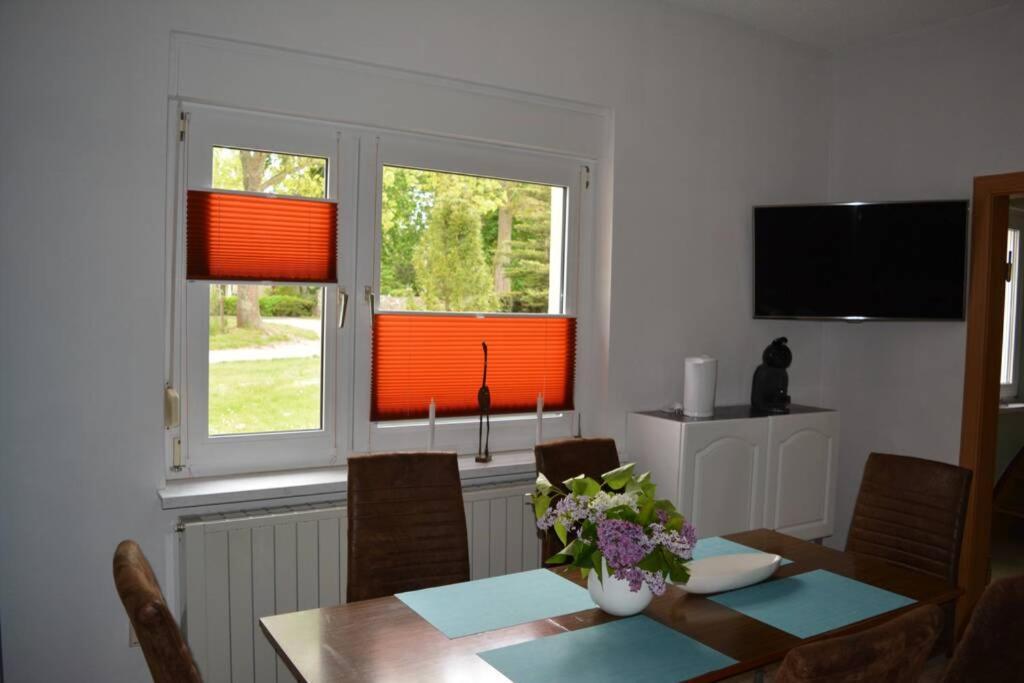 Ferienhaus Huethchen Eichhorst Eksteriør billede